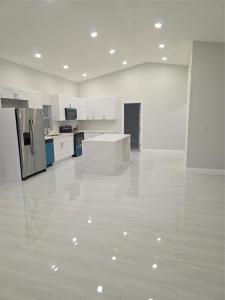 6701 W Wedgewood Ave, Davie, Florida 33331
