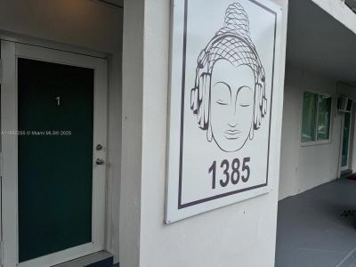 1385 NE 105th St 1, Miami Shores, Florida 33138, USA