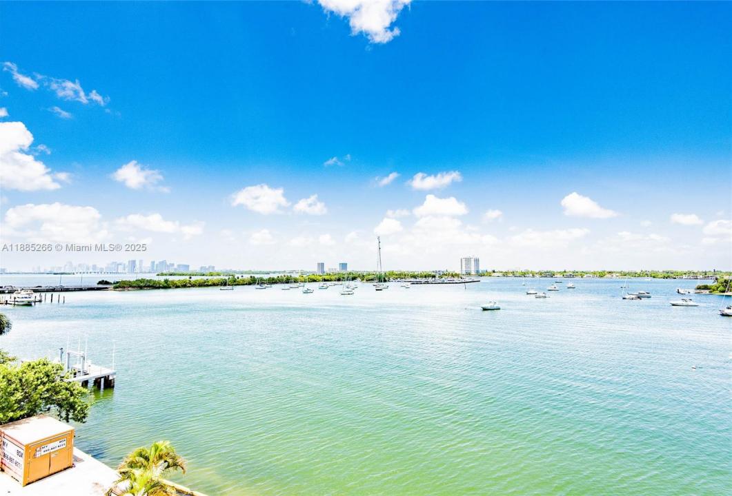 7928 West Dr 510, North Bay Village, Florida 33141, HOA KỲ