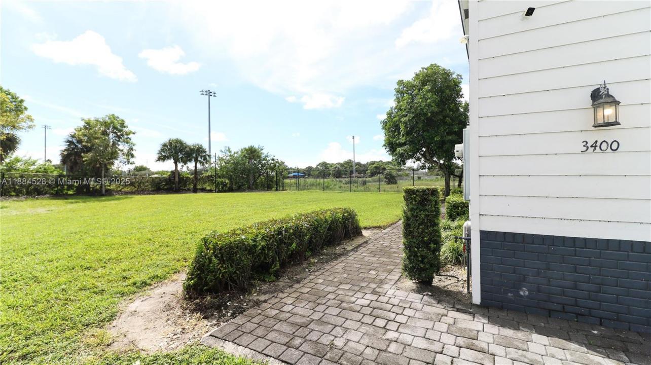 3400 NW 13th St, Lauderhill, Floride 33311, États-Unis