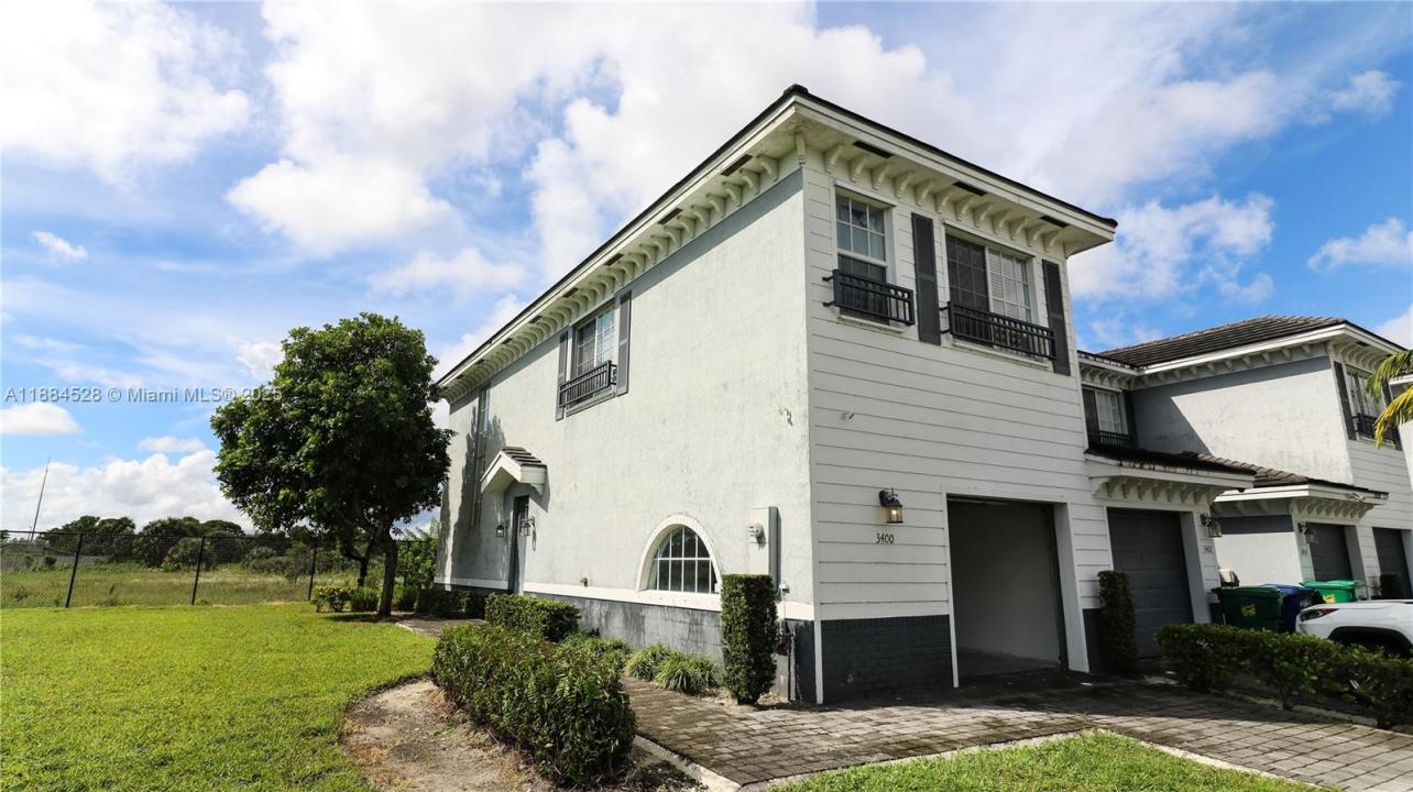 3400 NW 13th St, Lauderhill, Floride 33311, États-Unis