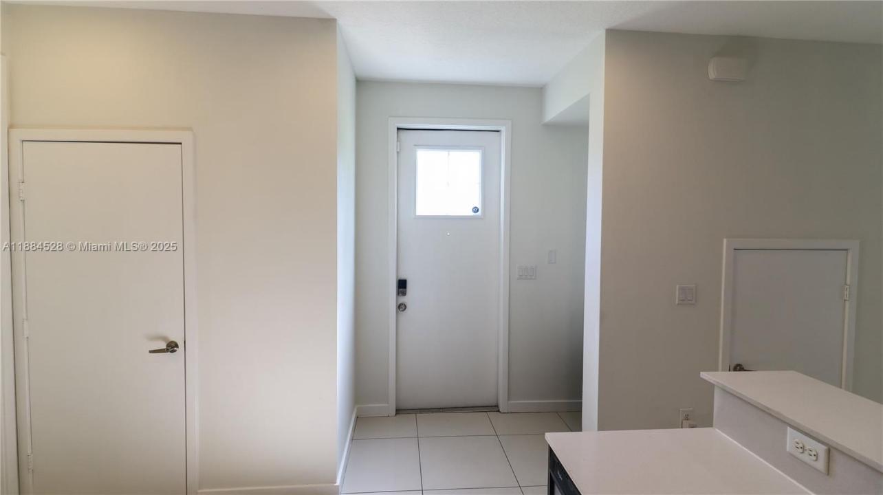 3400 NW 13th St, Lauderhill, Floride 33311, États-Unis