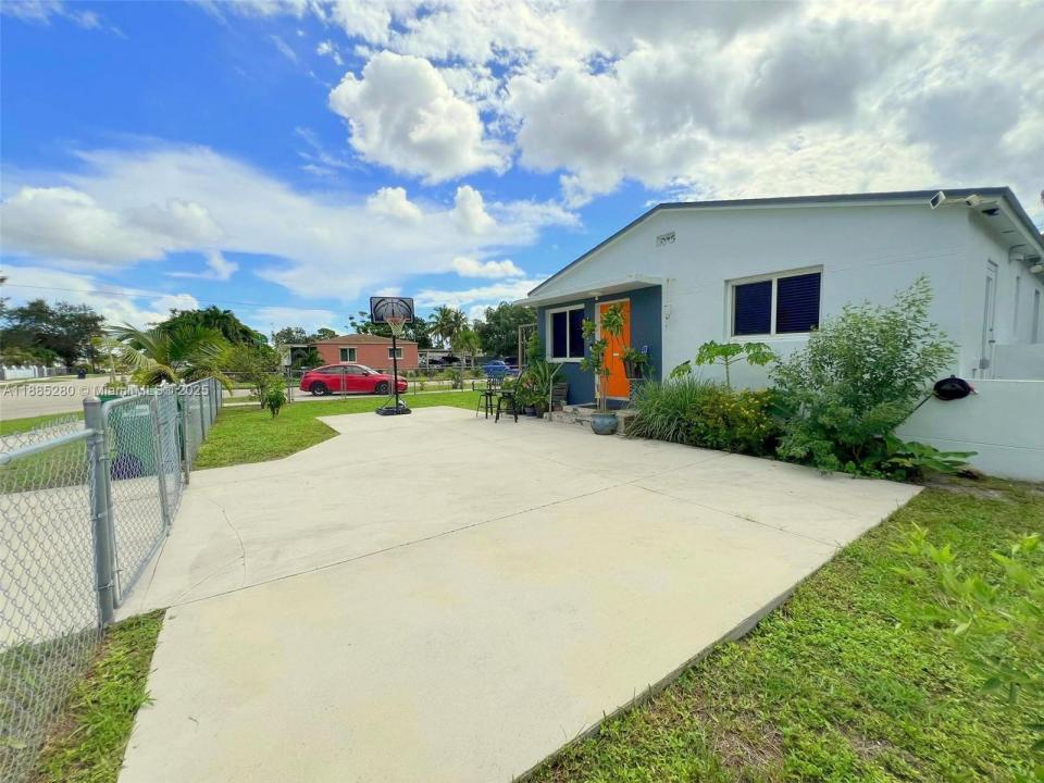 1130 Rutland St, Opa-Locka, 플로리다 33054, 미국