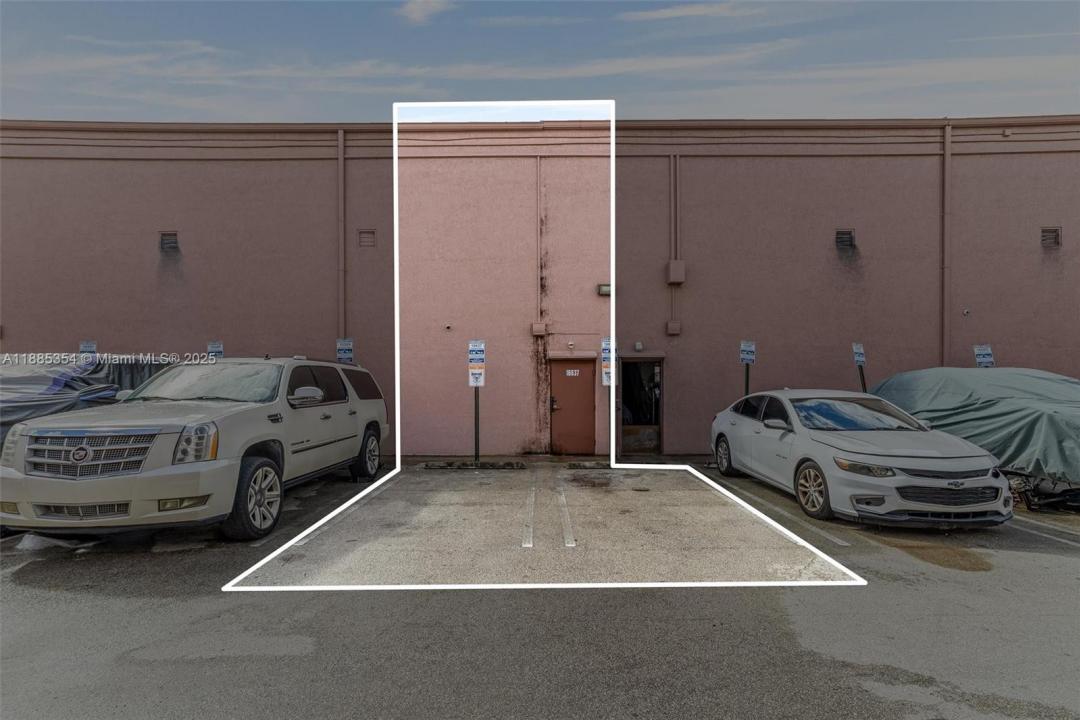 16637 SW 117th Ave 8B, Miami, Флорида 33177, Соединенные Штаты