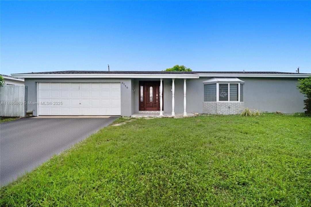 9710 Sunset Strip, Sunrise, Floride 33322, États-Unis