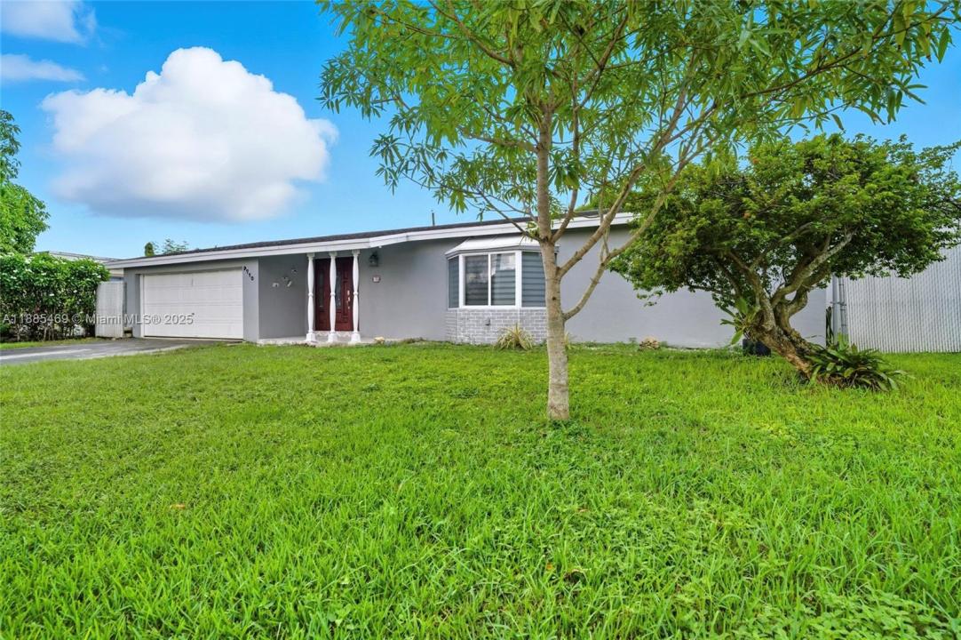 9710 Sunset Strip, Sunrise, Floride 33322, États-Unis