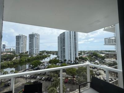3731 N Country Club Dr 928, Aventura, Florida 33180, USA