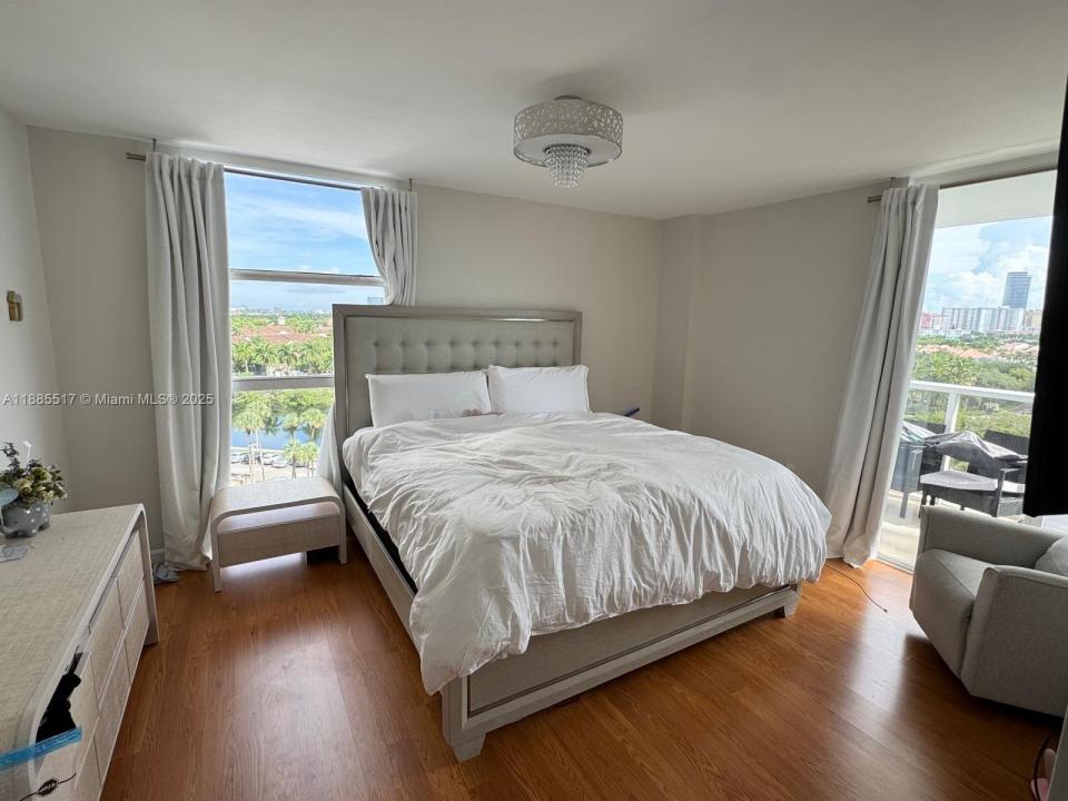 3731 N Country Club Dr 928, Aventura, Florida 33180