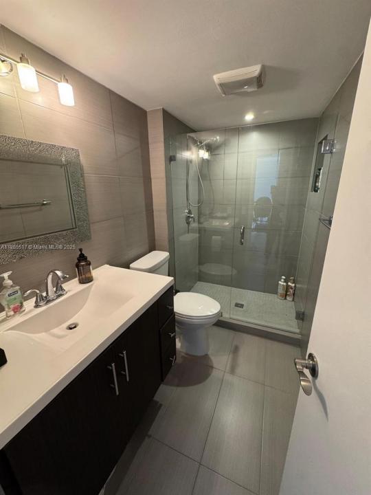 3731 N Country Club Dr 928, Aventura, Florida 33180
