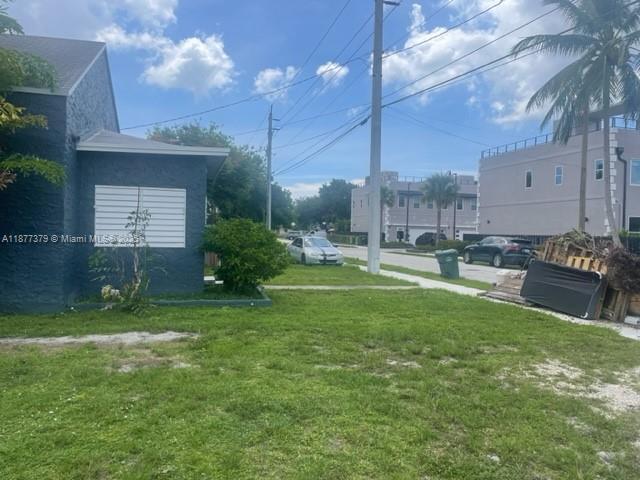 1041 NE 35th St, Oakland Park, Florida 33334, USA