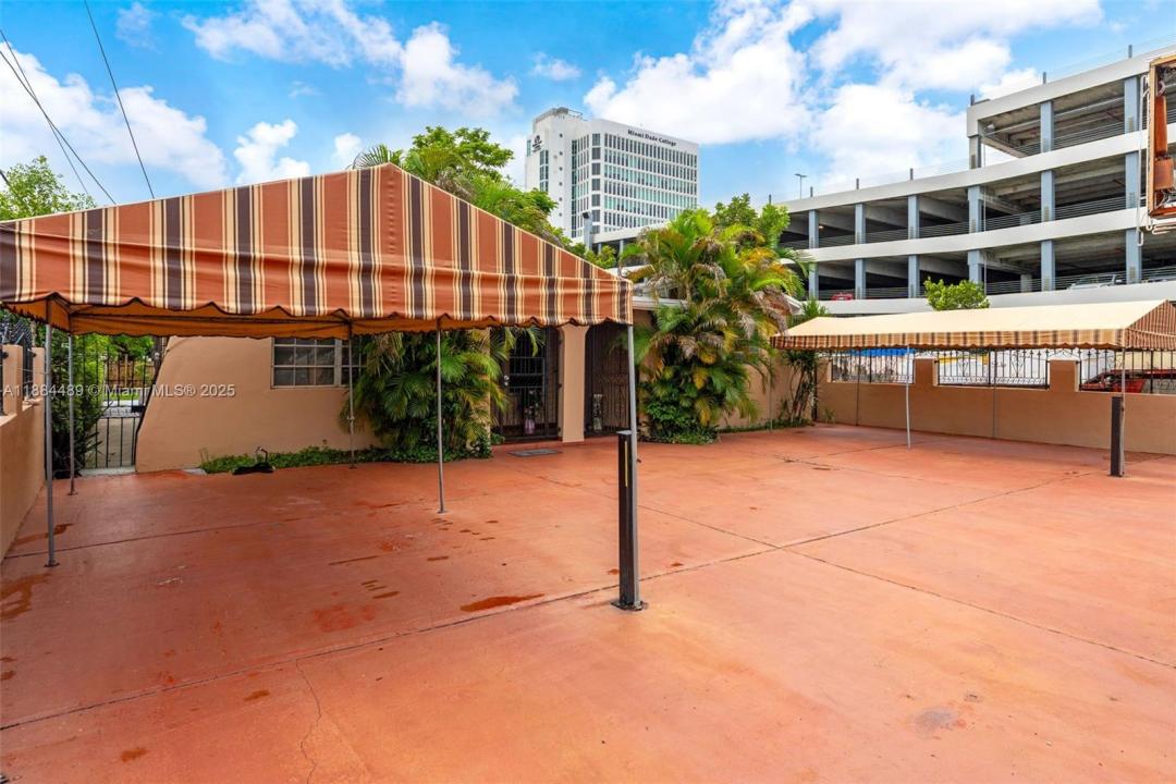 2524 SW 6th St, Miami, Florida 33135, Amerika Birleşik Devletleri