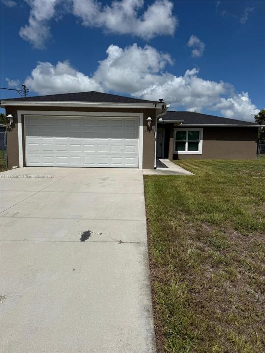 1209 Banjo CT 0, La Belle, Floride 33935, États-Unis