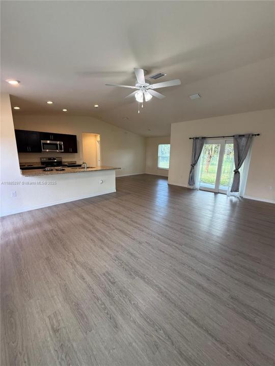 1209 Banjo CT 0, La Belle, Floride 33935, États-Unis