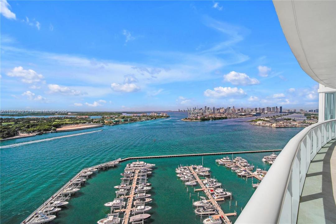 1000 S Pointe Dr 2202, Miami Beach, פלורידה 33139, ארצות הברית של אמריקה 