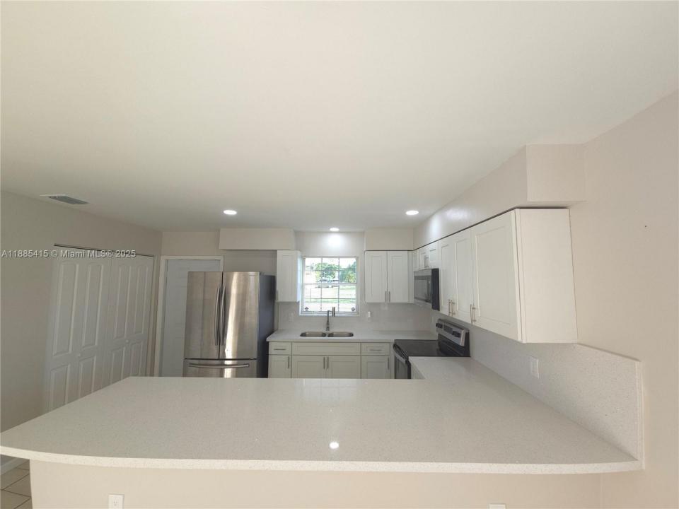 712 SW 6th St, Homestead, 佛羅里達州 33030, 美國