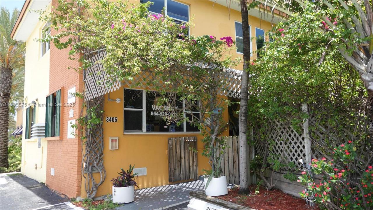 3405 N Ocean Dr 12, Hollywood, Floryda 33019, USA