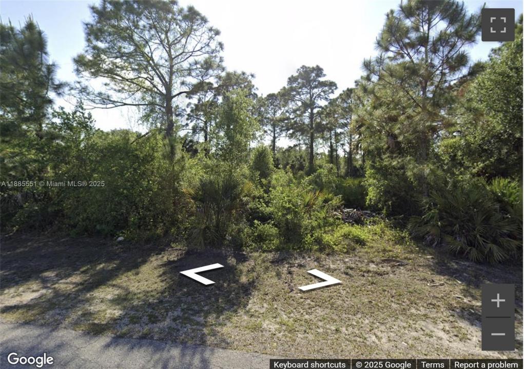 617 Henry Ave, Lehigh Acres, Florida 33972