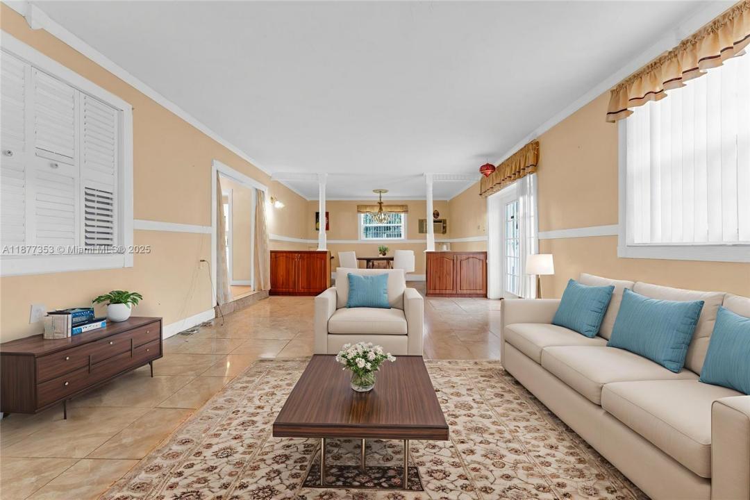 3277 NW 202nd Ln, Miami Gardens, Florida 33056, Amerika Birleşik Devletleri