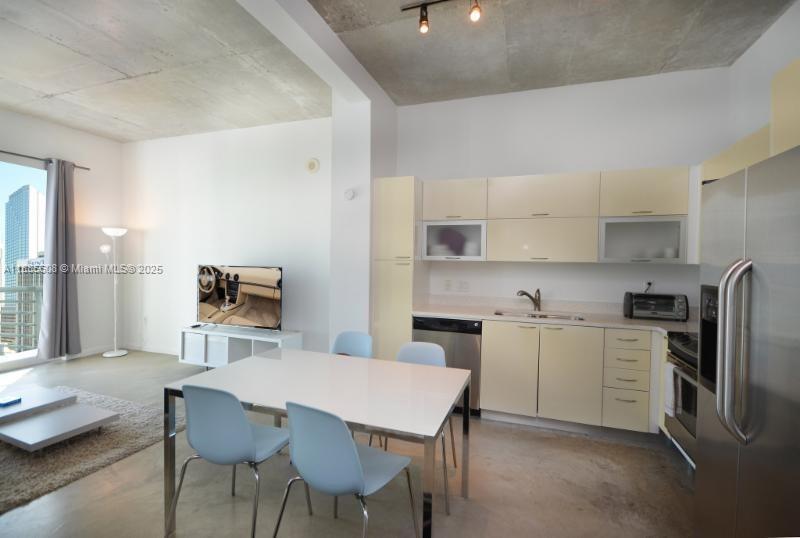 234 NE 3rd St LPH09, Miami, Florida 33132