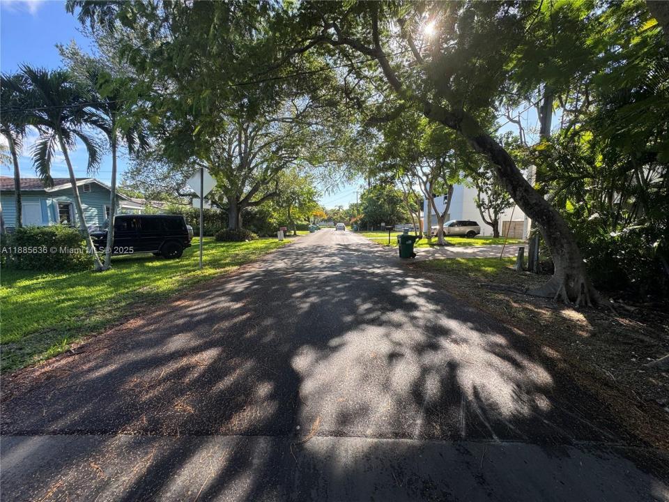 8920 SW 157th St, Palmetto Bay, Florida 33157