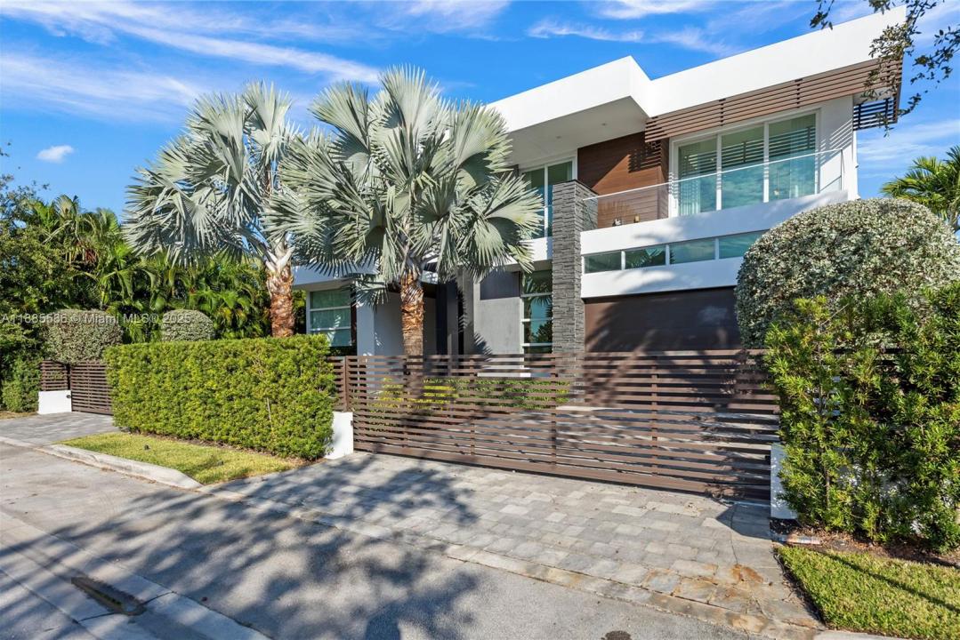 1261 99th St, Bay Harbor Islands, فلوريدا 33154, الولايات المتحدة
