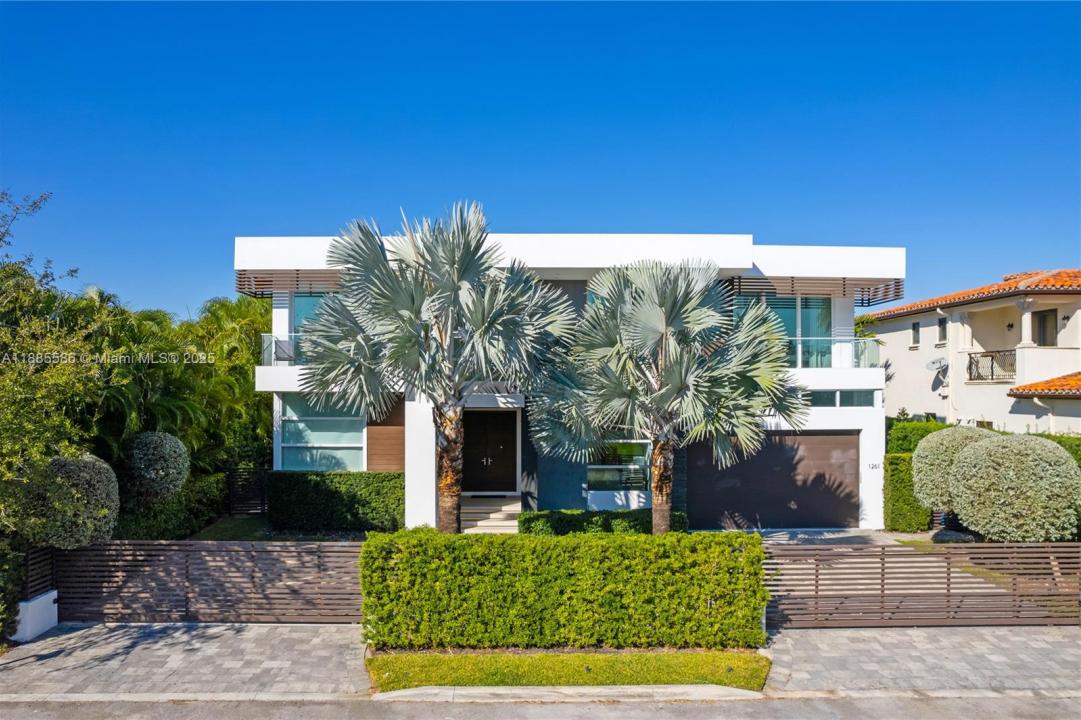1261 99th St, Bay Harbor Islands, فلوريدا 33154, الولايات المتحدة