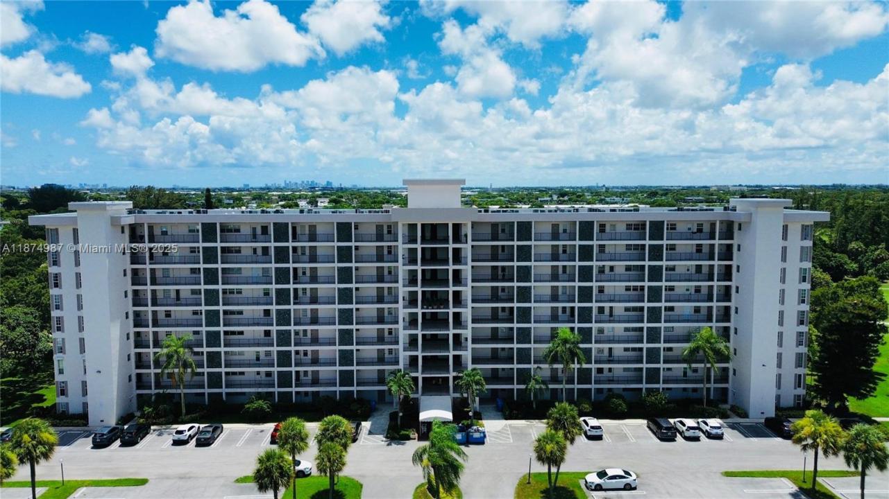 3100 N Palm Aire Dr 709, Pompano Beach, פלורידה 33069, ארצות הברית של אמריקה 