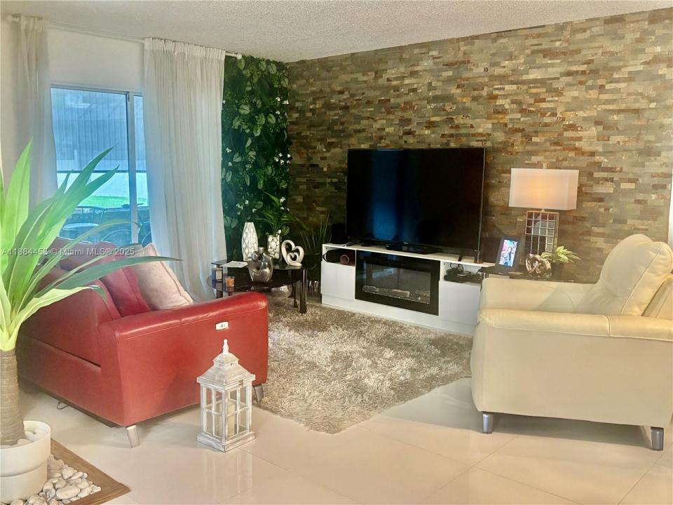 4770 NW 102nd Ave 103-19, Doral, Floride 33178, États-Unis