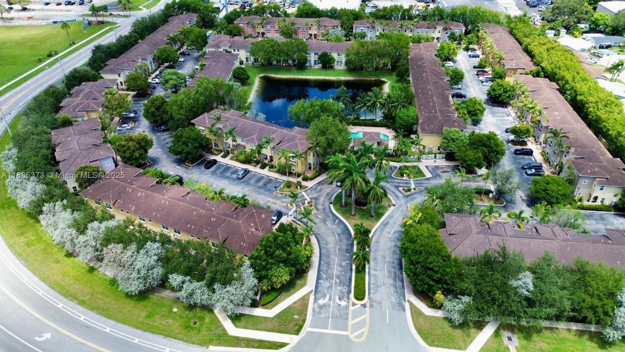 2851 W Prospect Rd 704, Tamarac, フロリダ 33309, アメリカ合衆国