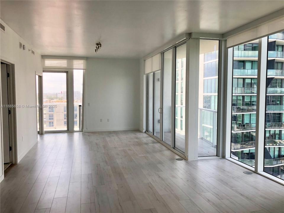 601 NE 27TH ST 1101, Miami, Флорида 33137, Соединенные Штаты