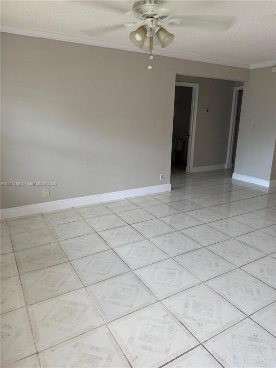 9404 NW 70th St 9404, Tamarac, Floride 33321, États-Unis