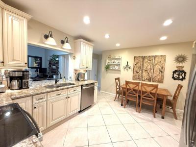 230 SE 4th St, Dania Beach, Florida 33004, USA