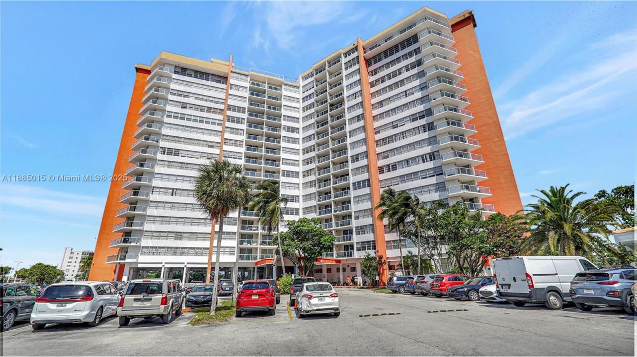 1301 NE Miami Gardens Dr 512W, Miami, Flórida 33179, Estados Unidos