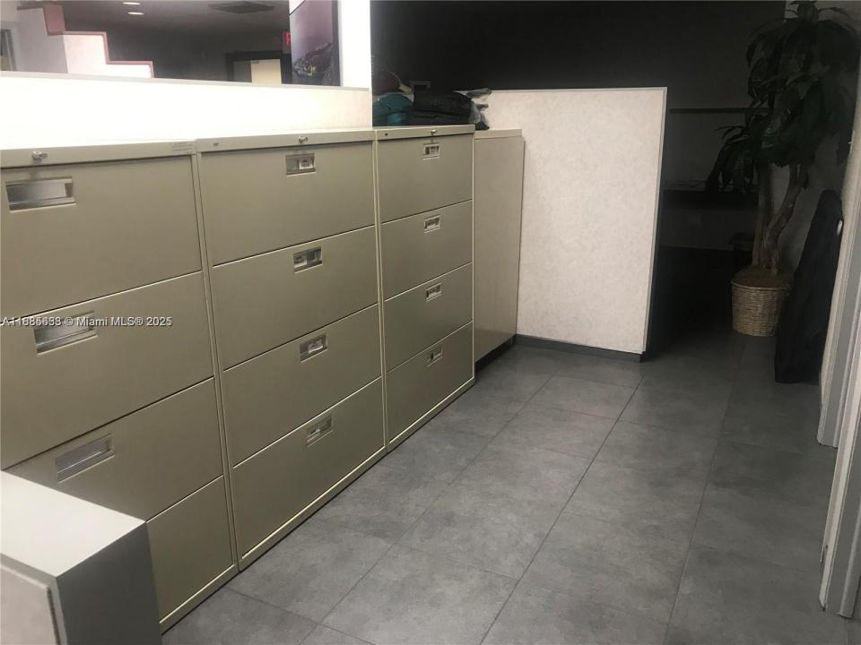 6701 Sunset Dr 104, South Miami, 佛羅里達州 33143, 美國