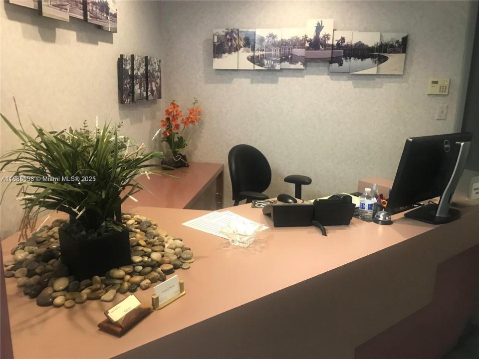 6701 Sunset Dr 104, South Miami, 佛羅里達州 33143, 美國