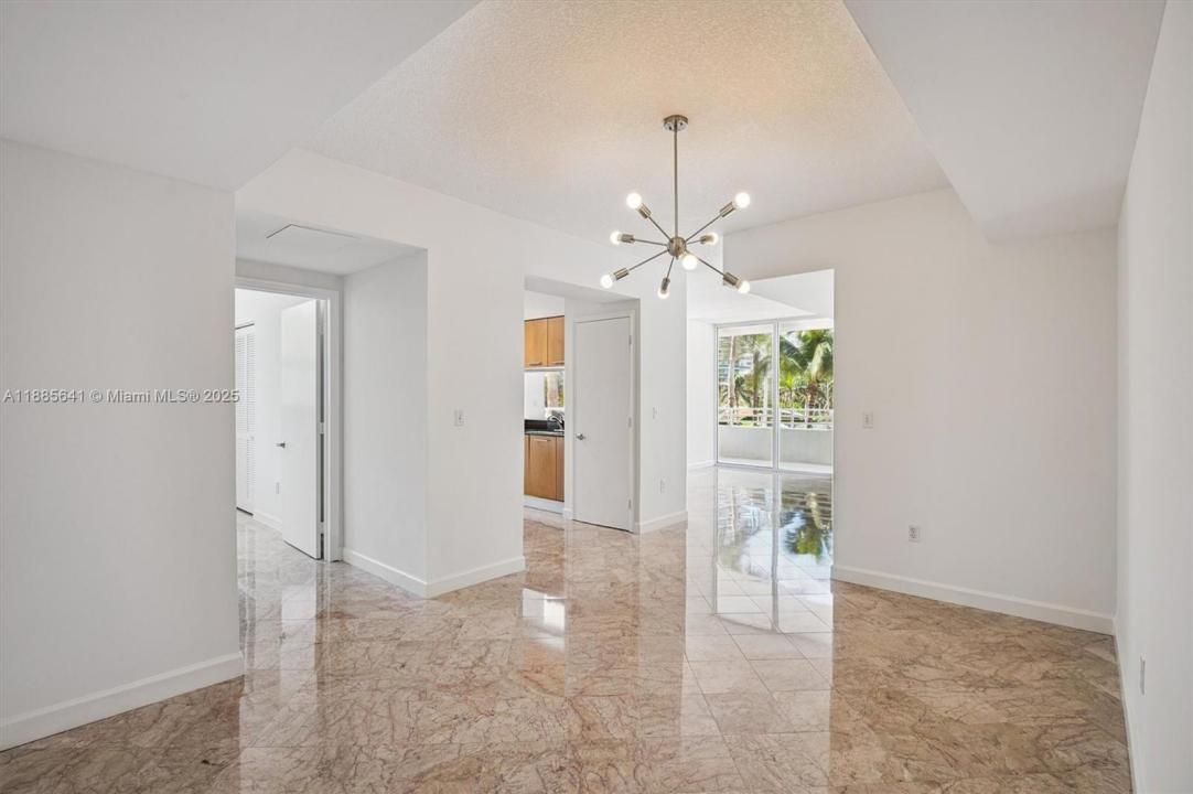 5970 Indian Creek Dr 302, Miami Beach, Florida 33140, USA
