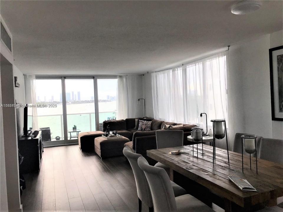 1000 West Ave 411, Miami Beach, Flórida 33139, Estados Unidos