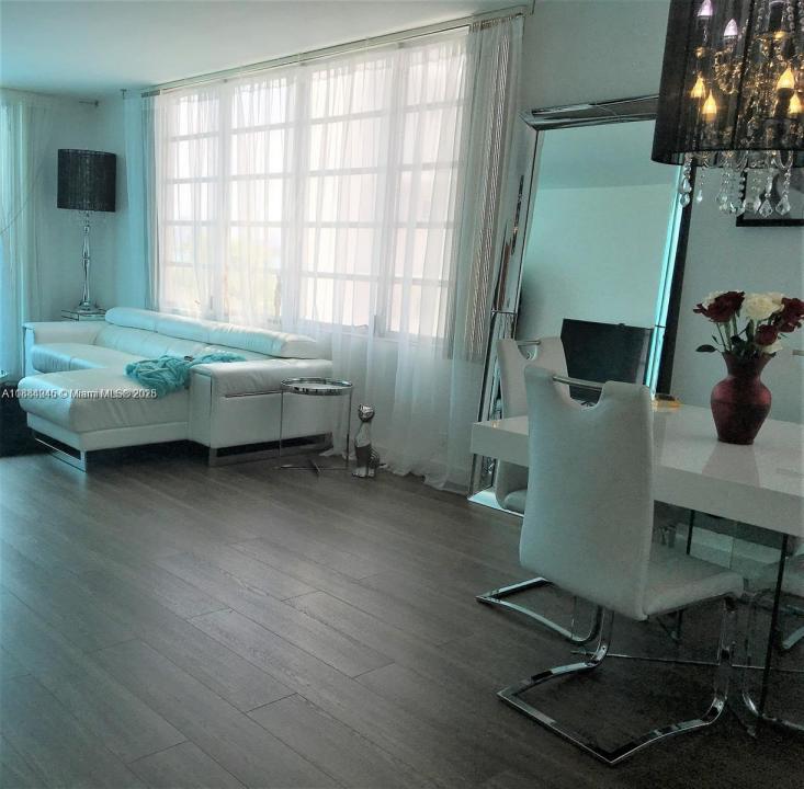 1000 West Ave 411, Miami Beach, Flórida 33139, Estados Unidos