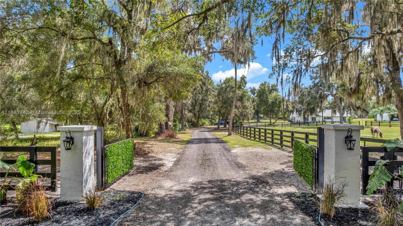 209 N Oakapple Trail, Other City - In The State Of Florida, Florida 32744, Estados Unidos