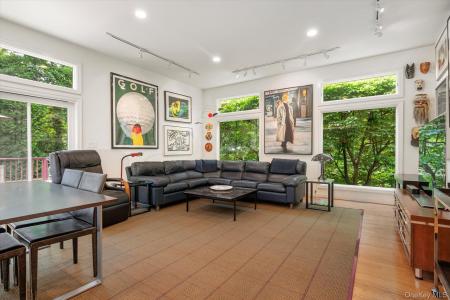 16 Polo Field Lane, North Hempstead, ニューヨーク 11020, アメリカ合衆国