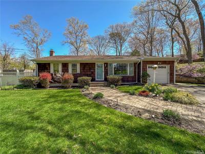 126 Overhill Road, Riverhead, New York 11792, HOA KỲ