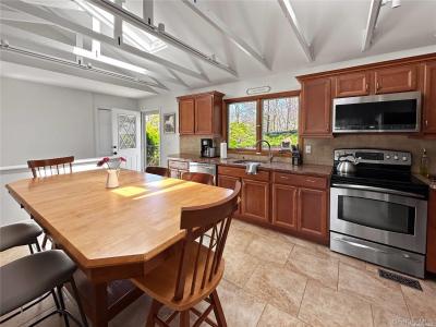 126 Overhill Road, Riverhead, New York 11792, HOA KỲ