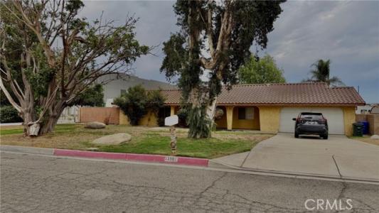 Rose, Fontana, Califórnia 92337, Estados Unidos