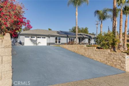 Arnold Avenue, Lake Elsinore, California 92530, Stati Uniti