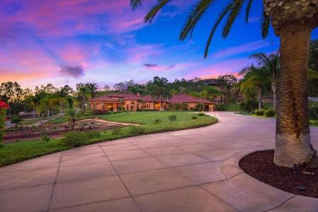 Rock Creek Ln, El Cajon, كاليفورنيا 92021, الولايات المتحدة