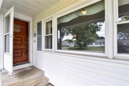 44 Crowfield Drive, Warwick, Rhode Island 02888