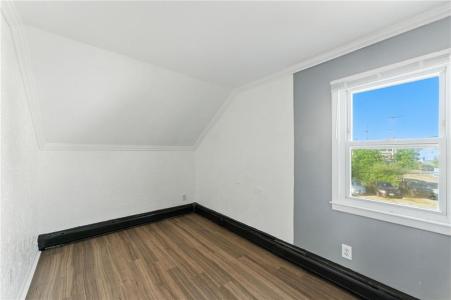 6 Roberts Street, West Warwick, Rhode Island 02893, Stati Uniti