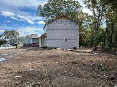 20 Doreen Court, Cranston, Rhode Island 02921, USA