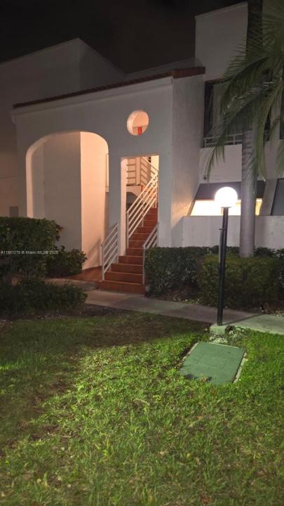 3558 Magellan Cir 132, Aventura, Florida 33180, USA