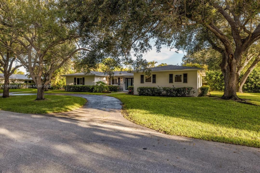 8445 SW 147th St, Palmetto Bay, Florida 33158, Amerika Birleşik Devletleri